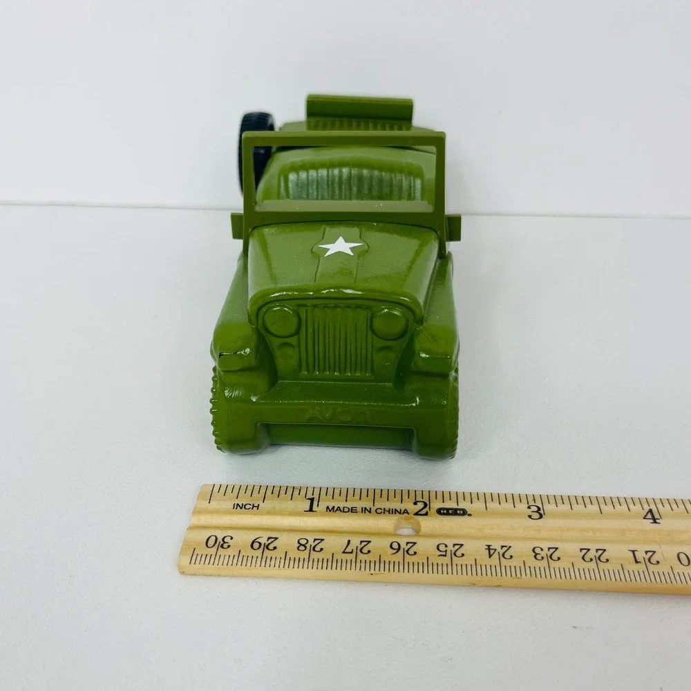 Avon Army Jeep Decanter Wild Country After Shave Green Military Star Vintage